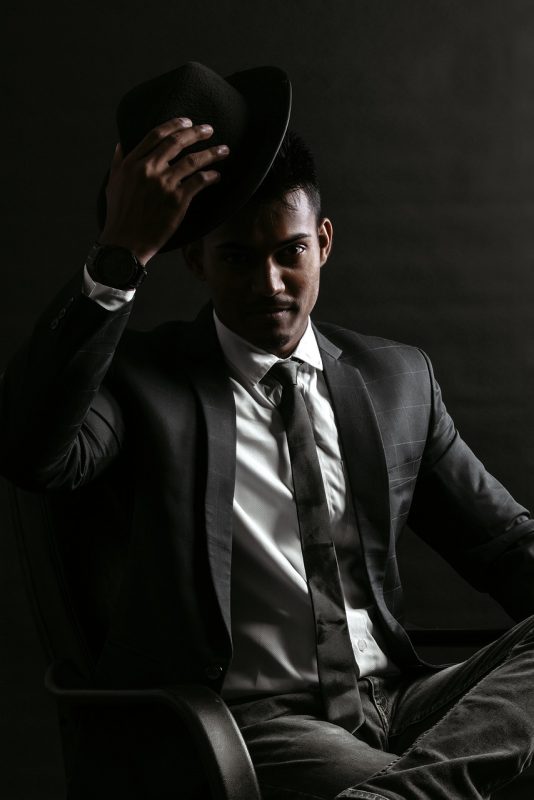 découvrez notre collection de tangas pour hommes, alliant confort et style. parfaits pour mettre en valeur votre silhouette, nos sous-vêtements offrent un maintien optimal tout en restant discrets. explorez des designs variés pour tous les goûts et faites le choix de l'élégance au quotidien.